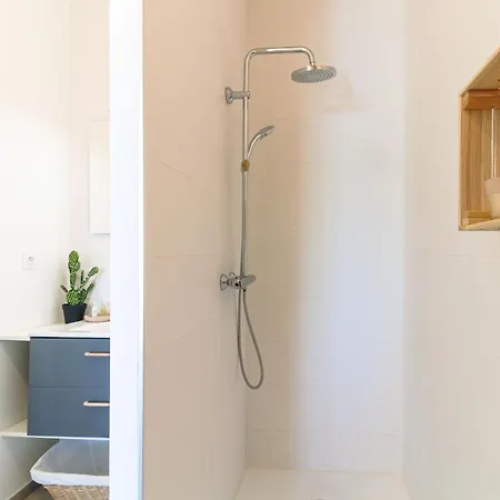 Apartment Select'sohome: Lavandou With Terrace And Parking